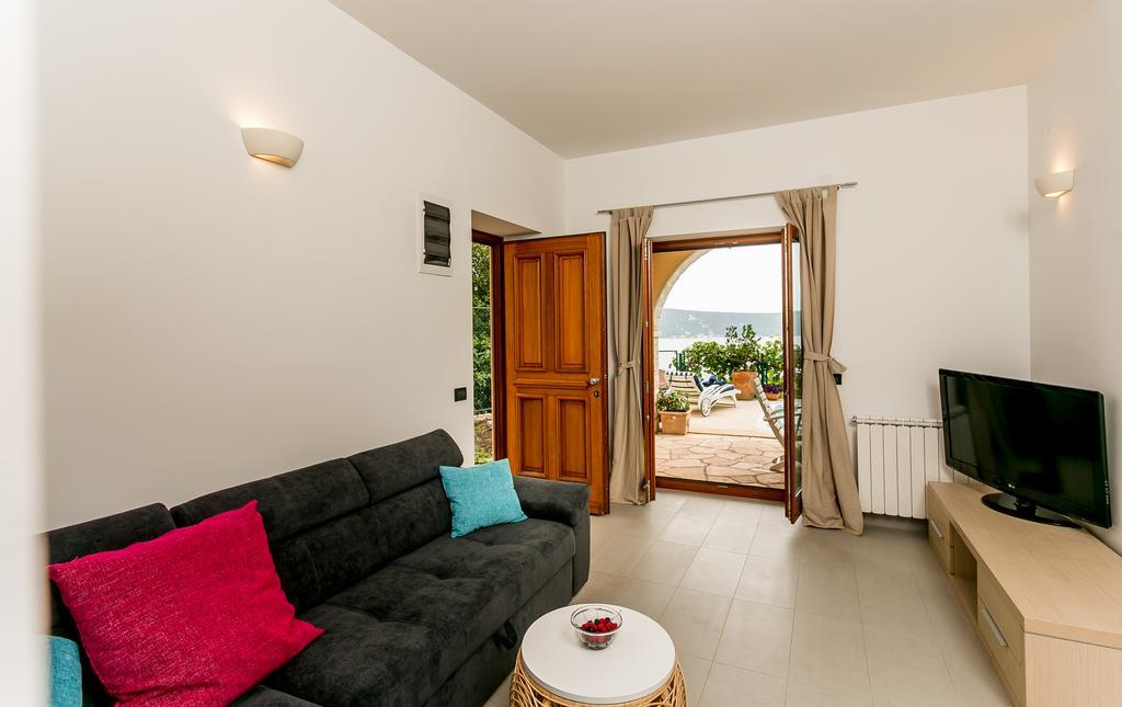 Boka Apartment 3 Херцег-Нови Экстерьер фото
